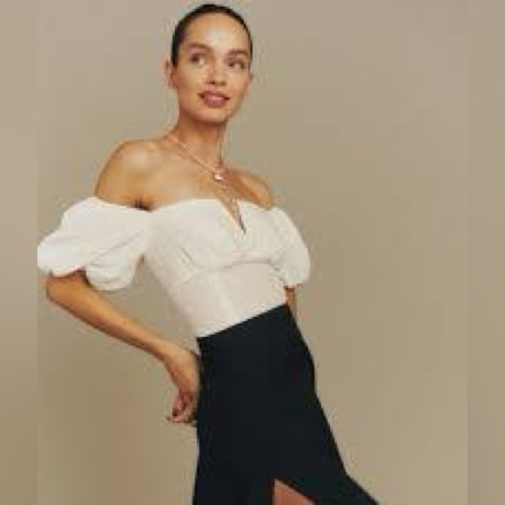 Reformation Amina Velvet Top 6 Cream